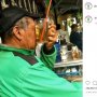 Sambil Kompres Wajah Pakai Es Teh,Curhatan Driver Ojol ini Bikin Sedih