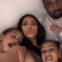 Foto North West di Kartu Ucapan Natal Ternyata Hasil Editan