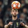 Komentari Messi, Pjanic: Unik Berbagi Ruang Ganti dengan Alien