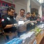 Sabu 9 Kg Ditemukan di Adaptor Charger dan Ember Cat, Polisi Buru Pelaku
