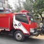Mobil Damkar Dilempari Batu dan Bambu Oleh Sekelompok Orang, Anarkis!