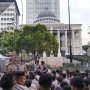 Polisi dan Tentara Mulai Bersiaga di Depan Gedung MK