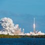Wah, SpaceX Luncurkan Roket Berisi Abu Jasad Manusia ke Orbit Bumi