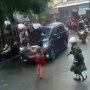 Ibu Nekat Hadang Mobil Jokowi di Bali, Teriakan Terdengar!