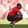 Manchester United Bersikukuh Pertahankan Paul Pogba