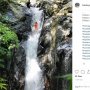 Sensasi Meluncur di Perosotan Batu Alami Air Terjun Kroya Bali