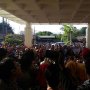 Tuntutan Tak Dipenuhi, Massa Wali Murid Ancam Menginap di Kantor Dindik