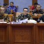 Raker dengan Komisi X DPR, Menpora Sampaikan Serapan 2018 dan 2019