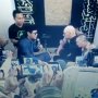 Foto Detik-detik Dedy Corbuzier Memeluk Islam