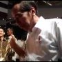Reaksi Jokowi saat Dikasih Surprise Kue Ulang Tahun dari Awak Media