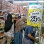 Serbu Giant Sebelum Tutup, Emak-emak: Harganya Ternyata Sama Saja