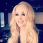 Terbuat dari Keju, Patung Carrie Underwood Ini Sukses Pukau Warganet