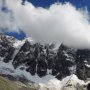 Nekat, Pasangan Kekasih Mendaratkan Pesawat di Puncak Gunung Mont Blanc