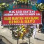 Karangan Bunga Pernikahan dari Mantan Pacar Ini Bikin Ngakak
