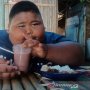 Satia Putra, Bocah Obesitas Asal Karawang Minder Bermain Bersama Temannya