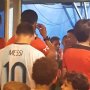 Terlanjur 'Ngefans', Bocah Ini Menangis saat Lihat Lionel Messi