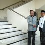 Pakai Sarung dan Peci, Ma'ruf Amin Temui JK di Kantor Wapres