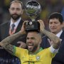 Dani Alves Resmi Gabung Sao Paolo