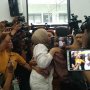 Peluk Keluarga Usai Divonis 2 Tahun Penjara, Ratna: Nanti Kita Ketemu Lagi