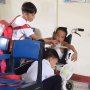 Suapi Teman Berkebutuhan Khusus, Video Bocah SD Ini Viral
