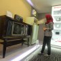 Melihat Barang Antik Produk Sharp
