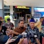 PSI Interpelasi Anies soal PKL Dagang di Trotoar, Demokrat: Pencitraan