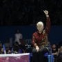 Tampil Beda, Wasit dan Hakim Garis Indonesia Open Pakai Batik dan Blangkon
