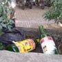 Astaga! Banyak Bekas Botol Miras Berserakan di Kantor Pemkab Pandeglang