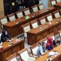Bawa Anak ke Komisi III DPR, Baiq Nuril Menangis Memohon Amnesti