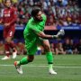 Tatap Musim 2019/2020, Alison Becker Bertekad Sapu Bersih Semua Gelar