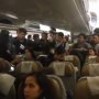 Surprise Lagu 'Indonesia Pusaka' di Pesawat, Aksi Mahasiswa Solo Ini Viral