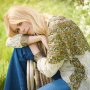 Umur Hampir Setengah Abad, Claudia Schiffer Pose Tanpa Busana di Vogue