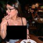 Tunangan dengan Seorang Chef, Mia Khalifa Keranjingan Wisata Kuliner