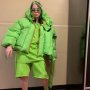 Jaket Pemberian Fans Ditemukan di Toko Loak, Dibuang Billie Eilish?