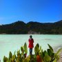 Panas Suhu Airnya hingga 300 Derajat Celcius, Pesona Talaga Bodas di Garut