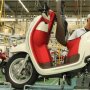Best 5 Oto: Viral Honda Scoopy Tertukar, Isuzu Mu-X Tantang Toyota Fortuner