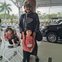Sujiwo Tejo Pose Bareng Kirana dan Rumaysa, Captionnya Dibilang Filosofis