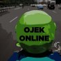 Seruduk Pembatas Jalur Sepeda di Kawasan Thamrin, Sopir Ojol Bersimbah Darah, Kaki Patah