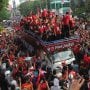 Kemeriahan Pawai Kemenangan PSM Makassar