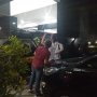 Geledah Kantor BPKAD Jatim, KPK Angkut 2 Koper dan 1 Tas Jinjing