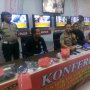 Polisi Ringkus Tiga Buron Perampok Bersenpi dan Satu Penadah