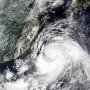 Hadapi Topan Kecepatan 216 Km/Jam, Jepang Batalkan Penerbangan dan Kereta