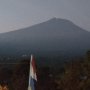 Status Gunung Slamet Waspada, Pendakian untuk Malam Tahun Baruan Ditutup