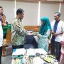 Habis Curhat Kelaparan, Putri Dikasih Traktor dan Sapi oleh Mentan