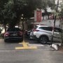 Kena Skakmat Warganet soal Mobil di Trotoar Kantor, PSI: Maaf, Kami Malu