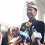 Tepuk Pundak Komandan Upacara, Aksi Jokowi Curi Perhatian Tamu Istana