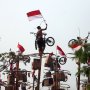 Bercinta Sampai 2 Ronde Sebelum Lomba Panjat Pinang Bisa Bikin Lemas, Benar atau Tidak?