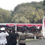 Upacara Penurunan Bendera, Jokowi Kenakan Setelan Jas Biru