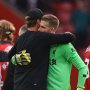 Tak Hanya Klopp, Penyerang Ini Ikut Bela Adrian Usai Lakukan Blunder