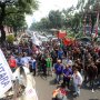 Driver Online Demo di Surabaya Hari Ini, Hindari Jalan-jalan Berikut